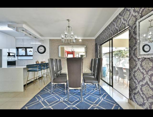 3 BEDROOM CLUSTER FOR SALE IN EYE OF AFRICA